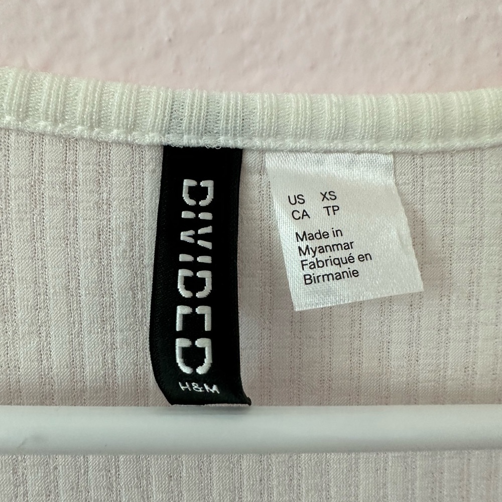 White sweater - Picture 3 of 3